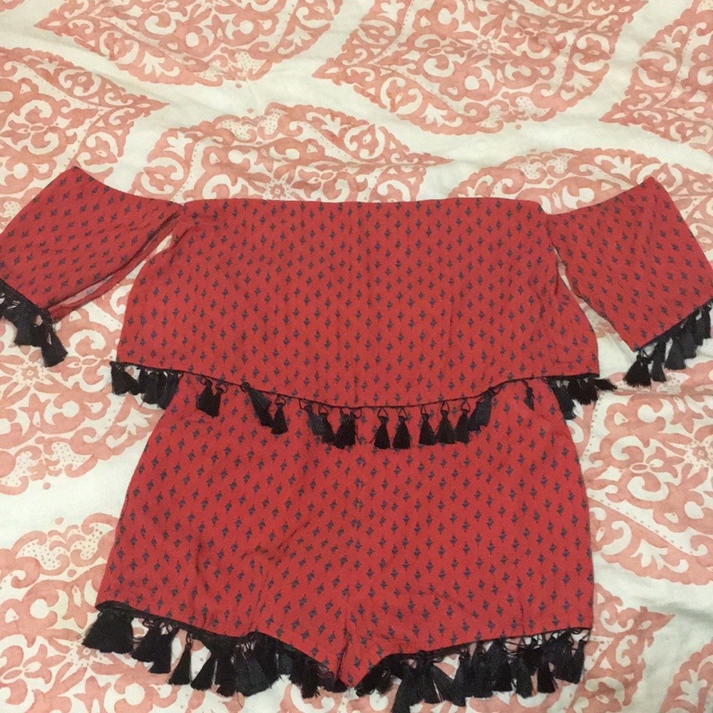 BRAND NEW NWT off the shoulder romper pockets
